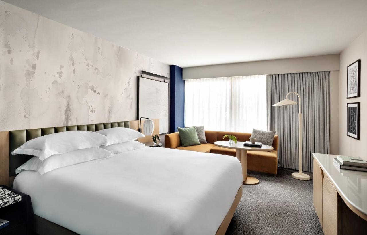 Kimpton Theta New York - Times Square By Ihg Hotel Ngoại thất bức ảnh A guest room at the Hotel Zags