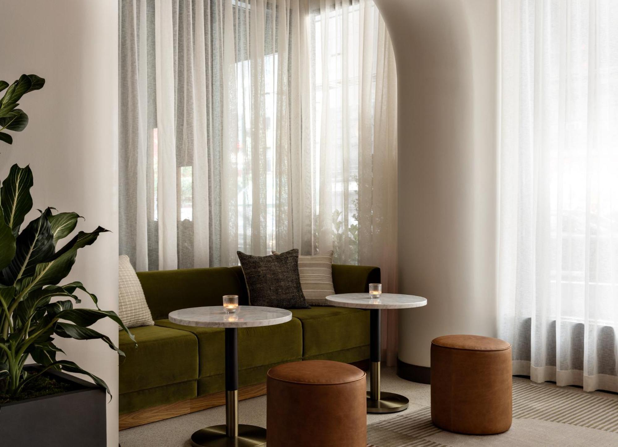 Kimpton Theta New York - Times Square By Ihg Hotel Ngoại thất bức ảnh The interior of the hotel