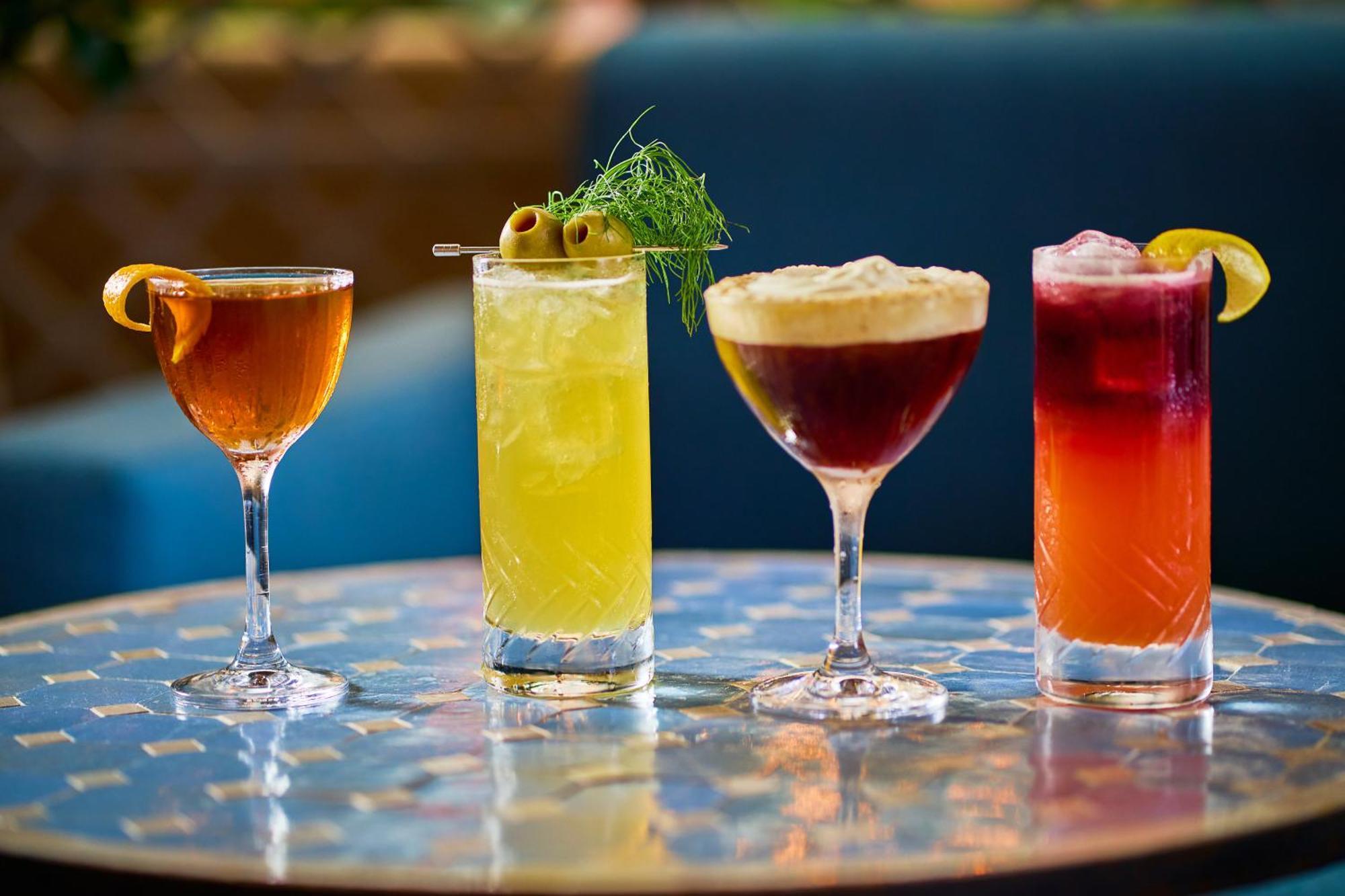 Kimpton Theta New York - Times Square By Ihg Hotel Ngoại thất bức ảnh Cocktails at the bar