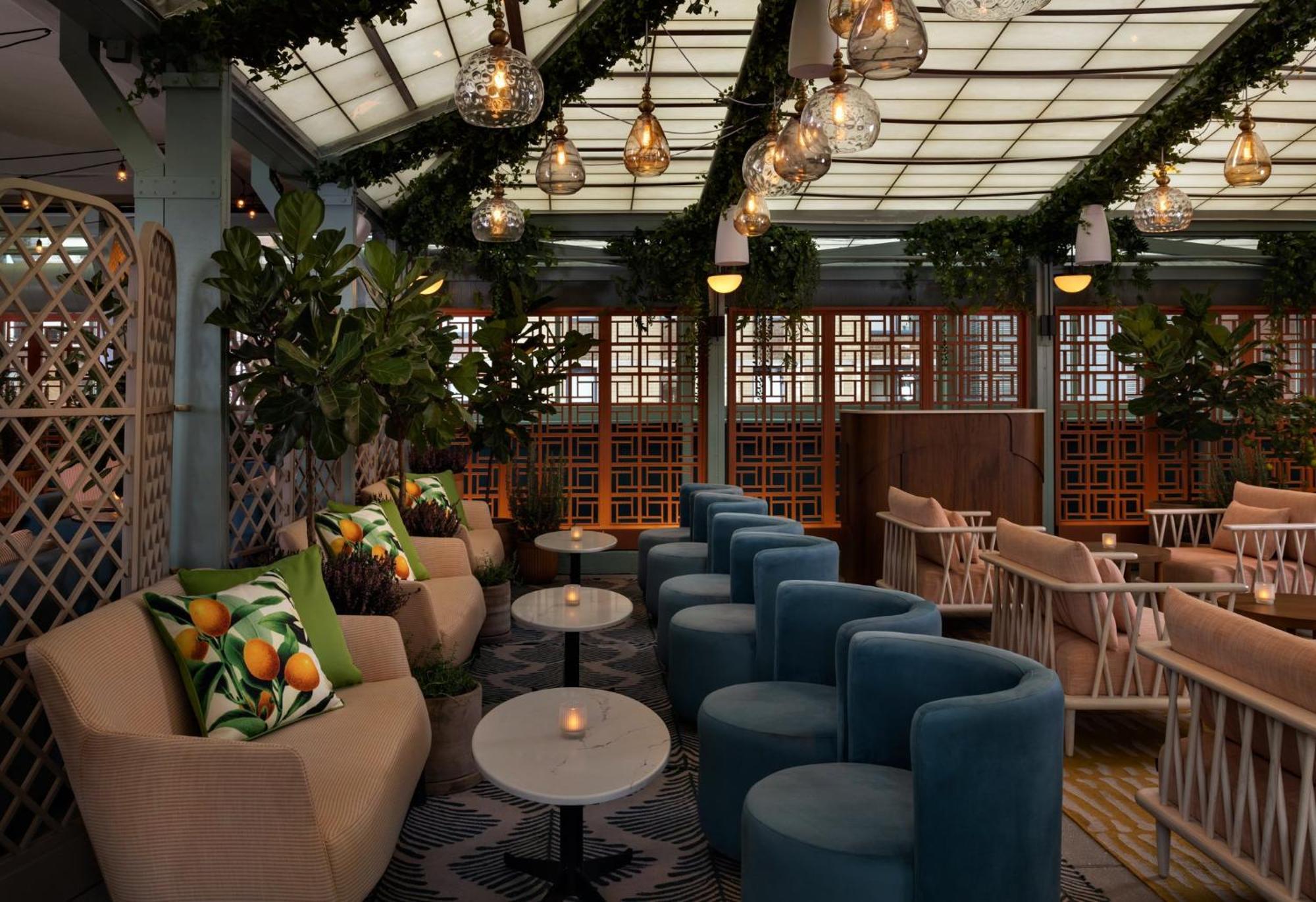 Kimpton Theta New York - Times Square By Ihg Hotel Ngoại thất bức ảnh The Terrace at The Standard East Village